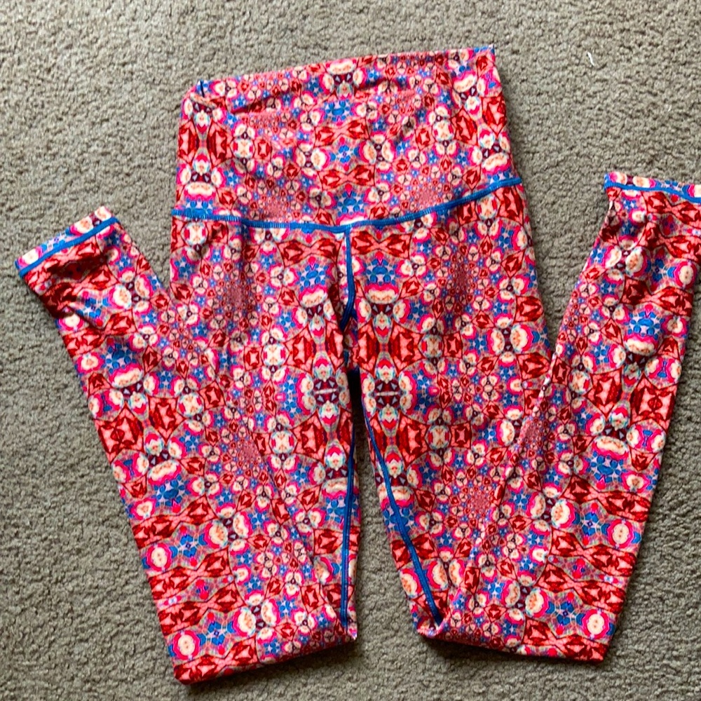Women's leggings, size medium